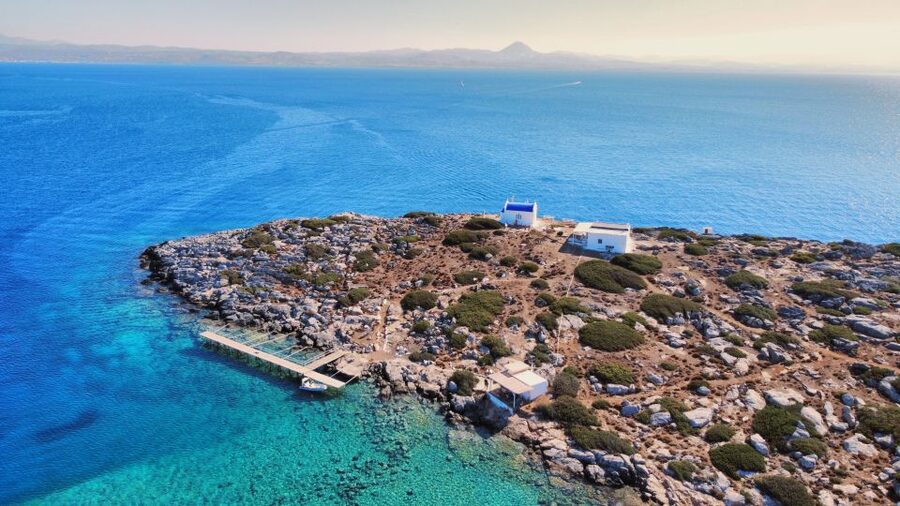 Heraklion: Private Full-Day Sailing Trip to Dia Island - Unlimited drinks and seasonal fruit: the onboard comfort upgrade