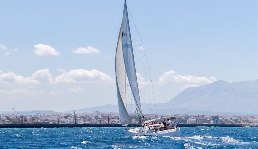 Heraklion: Private Half-Day Sailing Trip to Dia Island - Dia Island time in the Gulf of Saint George: swimming and snorkeling without rushing