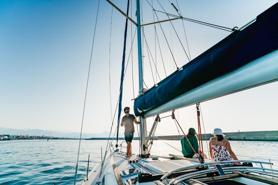 Heraklion: Sailboat Cruise to Dia Island with Drinks & Lunch - Who should book this cruise—and who might not