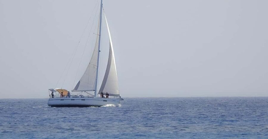 Heraklion: Sailing Cruise to Dia Island with Drinks and Meal - Dia Island free time: snorkeling, SUP, fishing, and a hike for better angles