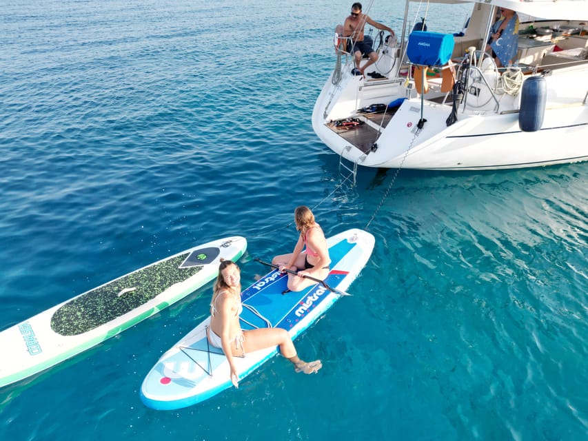 Heraklion: Sailing Cruise to Dia Island with Drinks and Meal - The sail to Dia: legends, dolphins, and whether the wind shows up