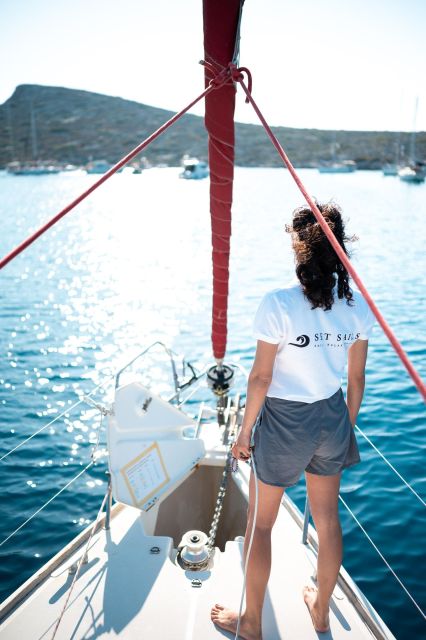 Heraklion: Sailing Trip to Dia Island with Lunch & Swimming - Lunch on a Yacht: Greek Menu and Unlimited Drinks