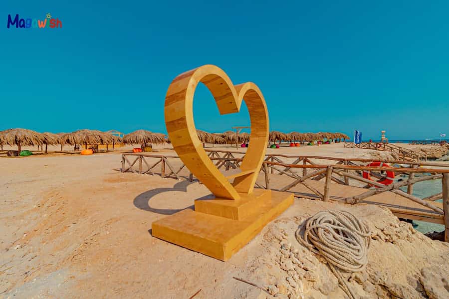 Hurghada: Elegance Yacht Cruise To Orange & Magawish island - Key reasons this cruise works