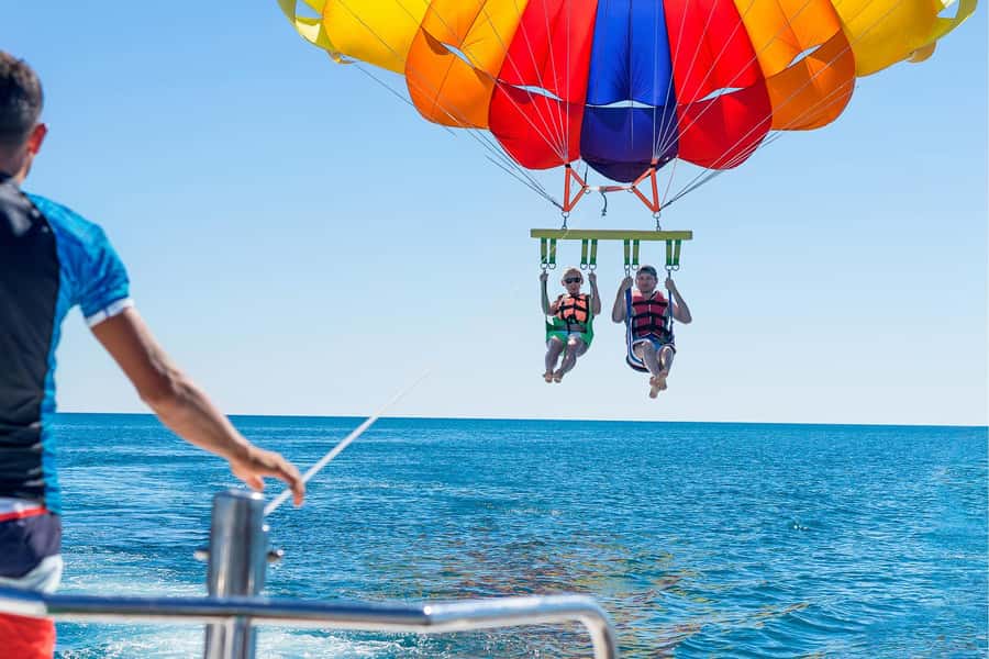 Hurghada: Parasailing Adventure on the Red Sea - Solo, double, or triple: how flying together works