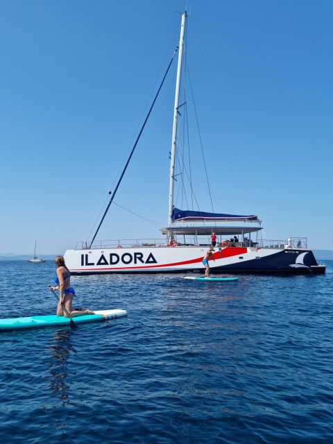 Hyères : Sunset Catamaran Cruise to Giens Peninsula - FAQ