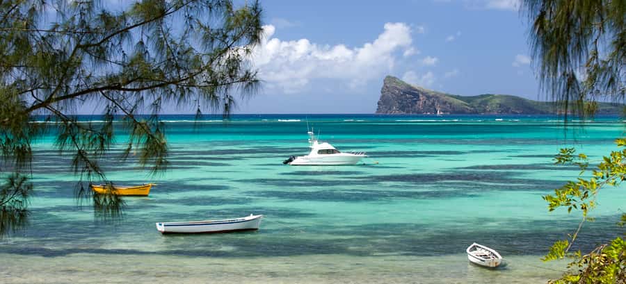 Ilot Gabriel: Catamaran Cruise & BBQ Lunch - What to Bring (and What to Skip)
