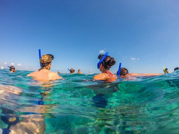 Isla Mujeres Catamaran, Open Bar & Optional Buffet and pick up - Price and value: where the $39 rate can surprise you
