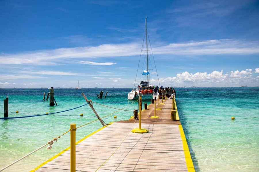 Isla Mujeres: Catamaran Ride with Open Bar, Snorkeling, and Lunch - Key things to know before you book