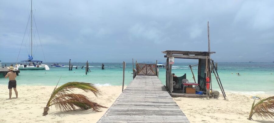 Isla Mujeres: Catamaran with Open Bar, Snorkeling and Lunch - Isla Mujeres free time: walk it, shop it, or rent a golf cart