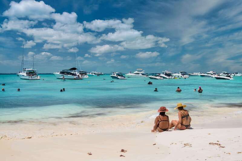 Isla Mujeres: Catamaran with Open Bar, Snorkeling and Lunch - Price value at $59: what you’ll likely pay on top