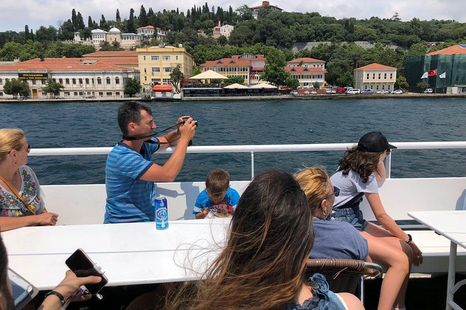 Istanbul Afternoon Bosphorus Cruise with Asian Side Stop - The Asian-Side Stop: Küçüksu Palace Gardens (and How Closures Affect Your Day)