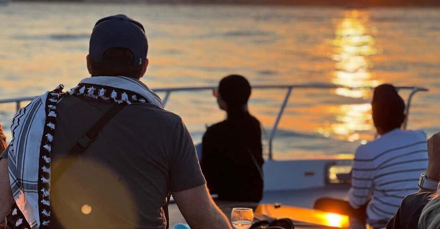 Istanbul: Bosphorus Sunset Cruise on a Luxury Yacht - Fortresses and Bridges: The Big, Dramatic Section of the Cruise