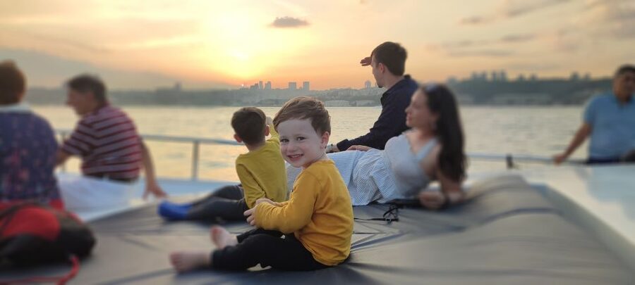 Istanbul: Bosphorus Sunset Cruise on Yacht with Live Guide - Quick hits before you go