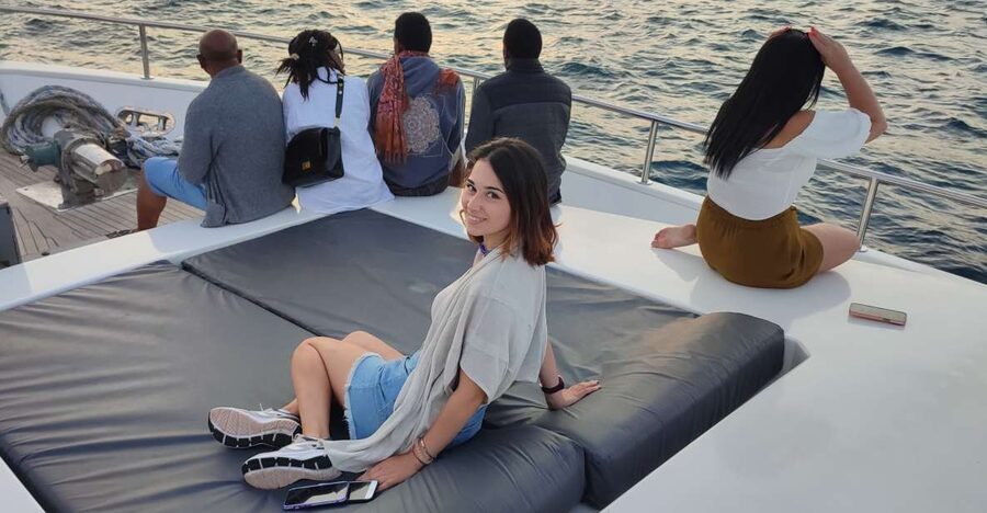 Istanbul: Bosphorus Sunset Cruise on Yacht with Live Guide - Why This Bosphorus Sunset Cruise Feels Worth It