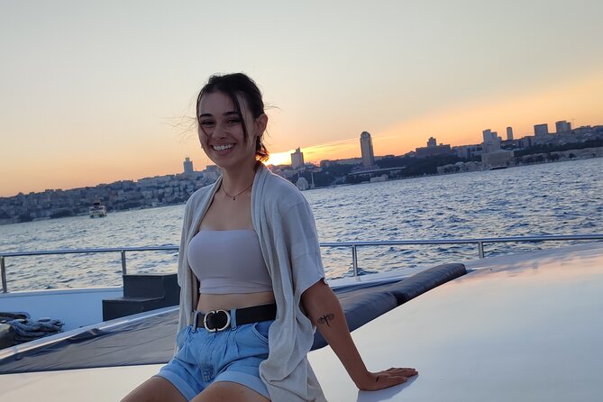Istanbul Bosphorus Sunset Cruise with Wine on a Luxury Yacht - Wine, Soft Drinks, and Snacks: What You Really Get