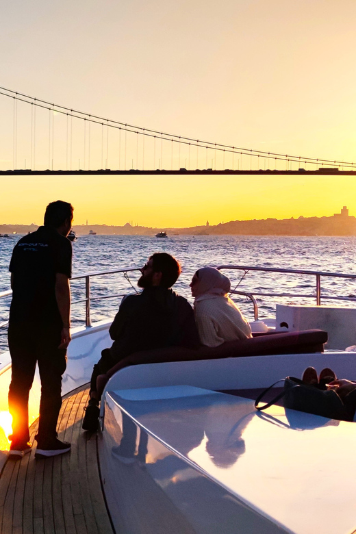 Istanbul: Bosphorus Sunset Yacht Cruise with Live Guide - Rumeli Fortress, the Two Bridge Passes, and the Fortified Feel