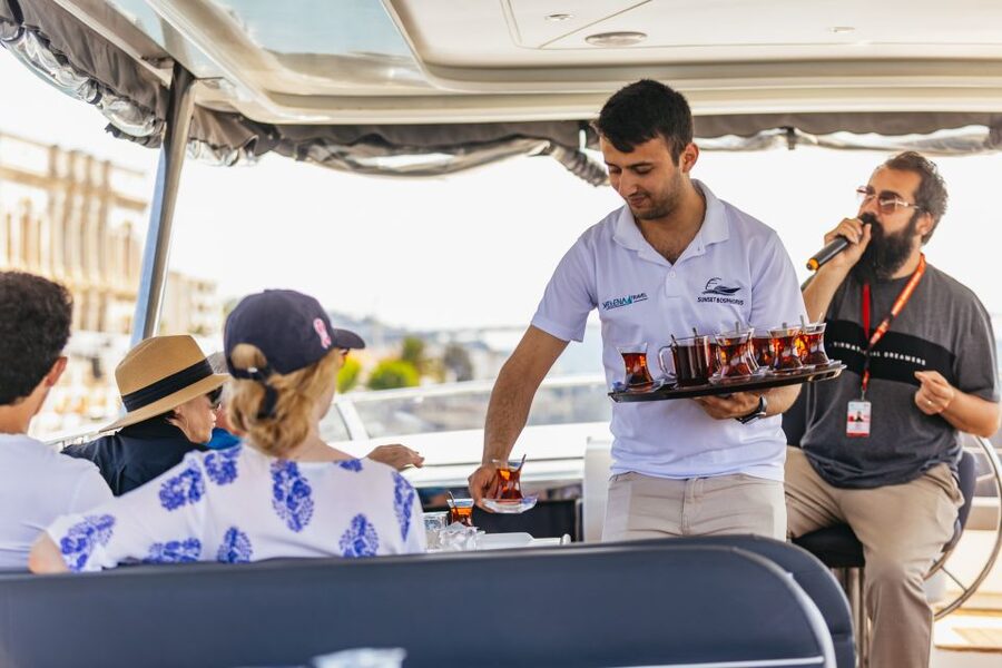 Istanbul: Bosphorus Yacht Cruise with Stopover on Asian Side - Kanlıca on the Asian side: the short break that delivers the yogurt story