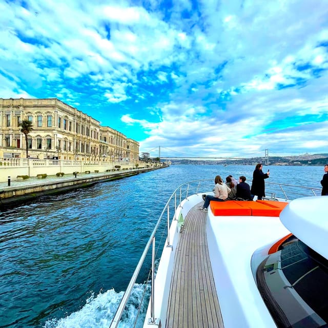 Istanbul: Daytime Bosphorus Yacht Cruise with Fruit & Snacks - The audio guide app: helpful if you use headphones, limited if you want a lecture