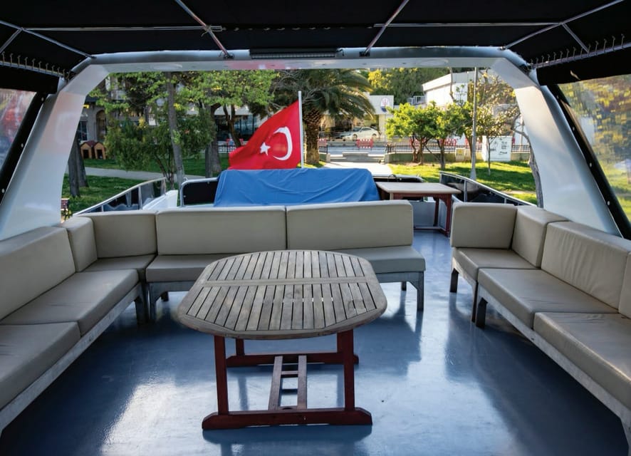 Istanbul: Private Bosphorus Strait Sightseeing Yacht Cruise - What the 2 Hours Feels Like (and How to Time Your Enjoyment)