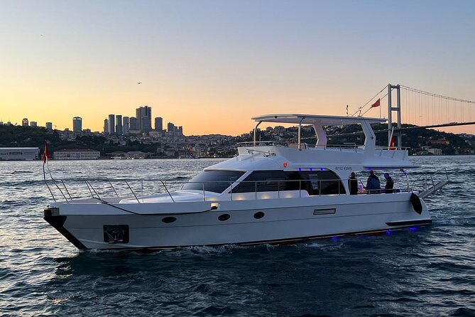 Istanbul: Small-Group Yacht Cruise with Snacks, Sunset or Daytime - Why this Bosphorus cruise is worth your 2 hours