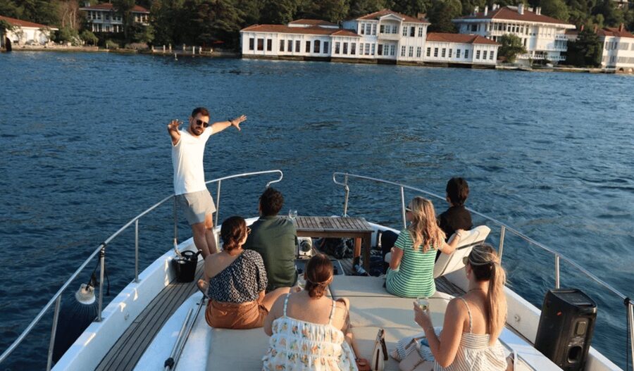 Istanbul: Small Group Yacht Tour with Unlimited Wine - Unlimited wine, nuts, and fruit: what it really means onboard