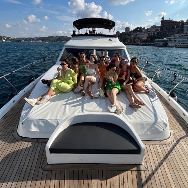 Istanbul: Sunset or Day Small-Group Yacht Cruise with Snacks - The palaces portion: Dolmabahçe to Çırağan from the water