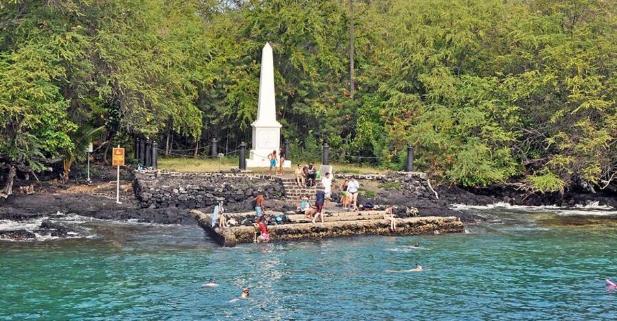 Kailua-Kona: Captain Cook Reef Catamaran Day Trip with Lunch - Getting to Honokohau Harbor: your first win is showing up easy