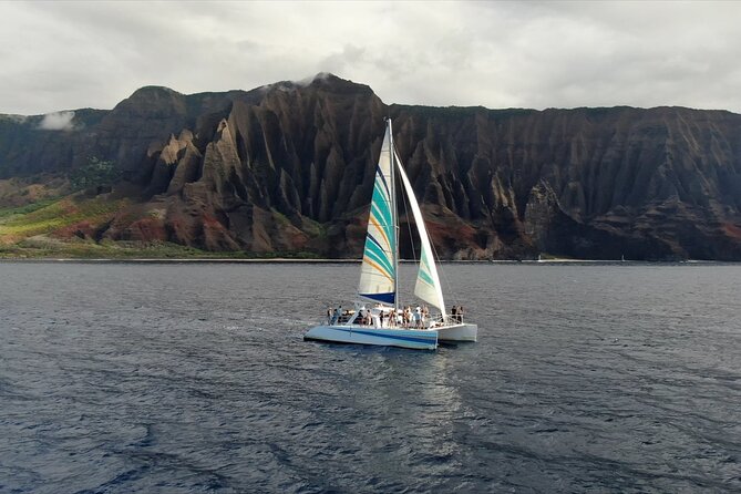 Kauai: Leila Na Pali Sunset Dinner Sail - The Na Pali stories: history told while you eat