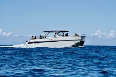 Kauai: Na Pali Coast Deluxe Power Catamaran Tour - The 270 minutes on the water: morning calm vs afternoon gold