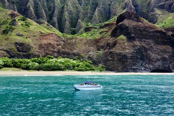 Kauai: Na Pali Coast Power Catamaran - Key things to know before you go