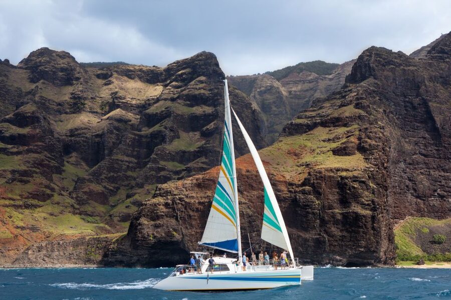 Kauai: Napali Coast Sail & Snorkel Tour from Port Allen - Napali Coast from the water: why the cliffs feel closer