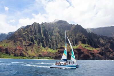 Kauai’s Na Pali Coast Snorkel and Sail Tour - Leila Catamaran Comfort: Seating, Restrooms, and the Barefoot Reality