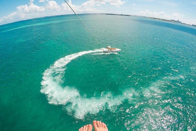 Key West Parasailing Adventure above Emerald Blue Waters - Crew Style and Safety Energy: Why First-Timers Tend to Relax