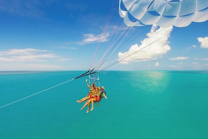 Key West Parasailing Adventure above Emerald Blue Waters - Dry Ride or Ocean Dip: How Wet (or Not) You’ll Get