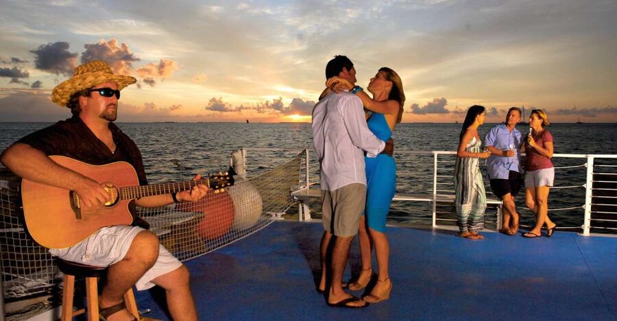 Key West: Sunset Sail with Live Band, Drinks, and Appetizers - Your 2-Hour Itinerary: What Happens at Each Stage