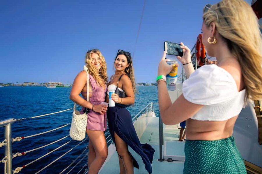Key West: Sunset Sailing Trip with Open Bar, Food and Music - Quick hits (what you’ll feel right away)