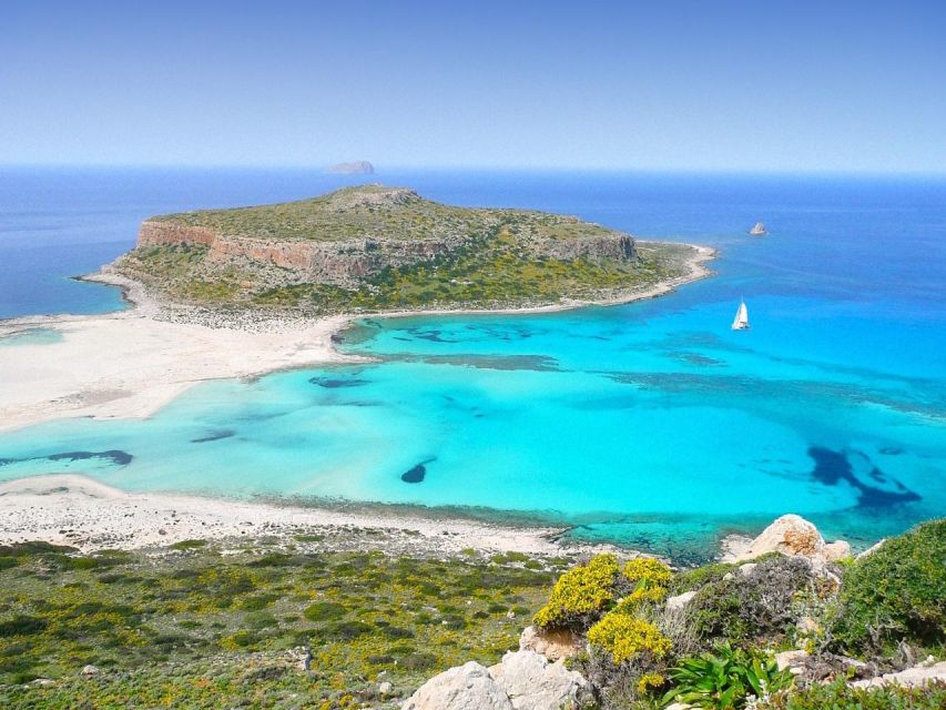 Kissamos: Balos & Gramvousa Luxury Catamaran Sailing Cruise - Gramvousa Island: Pirate-Era Views and a Lunch That Actually Sits Well