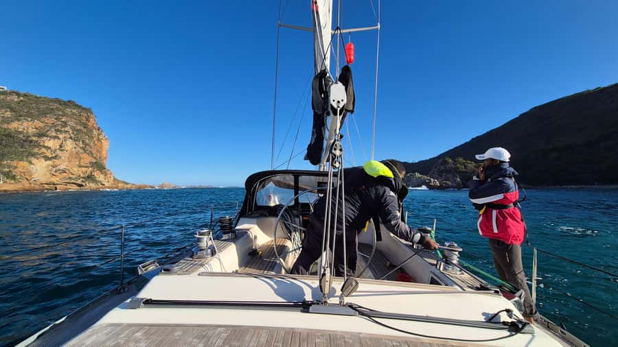 Knysna Sunset Sailing Cruise with Light Dinner and Wine - Duration and pacing: why 150 minutes works