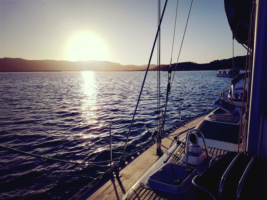 Knysna Sunset Sailing Cruise with Light Dinner and Wine - Who this Knysna sunset sailing cruise is best for