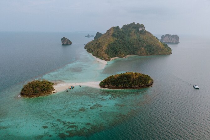Krabi: 4 Island Luxury Yacht with Snorkelling & Clear Kayaking - Chicken Island Photos and the Perfect Rock-Spotting Moment