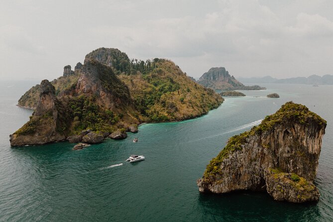 Krabi: 4 Island Luxury Yacht with Snorkelling & Clear Kayaking - Thale Waek at Low Tide: Watching the Sea Part