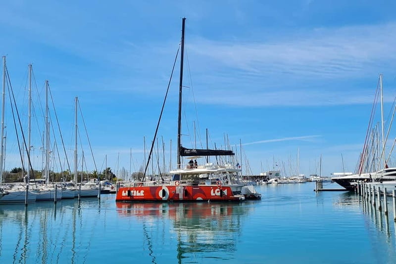 La Grande Motte: Le Grau-du-Roi Bay Catamaran Cruise - La Grande Motte to Bay of Aigues-Mortes: what this 90–120 minutes is really like