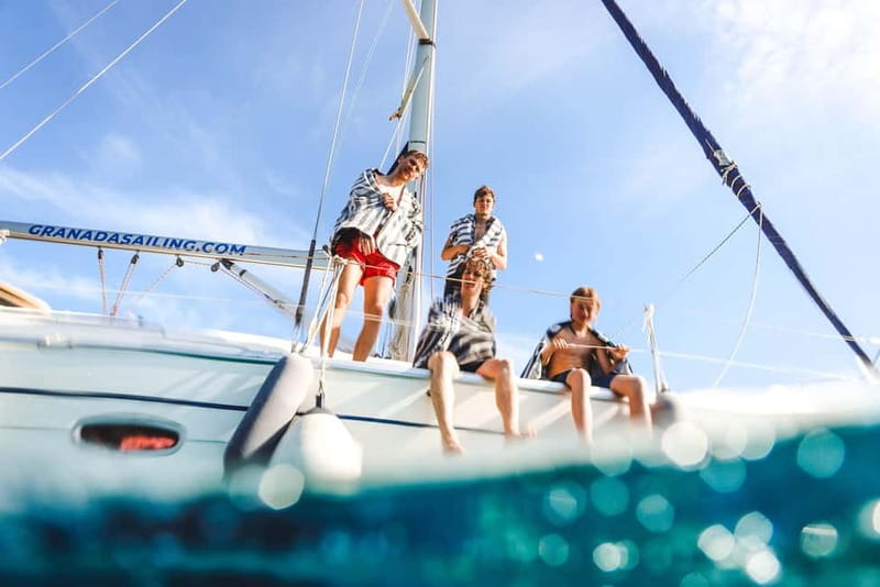 La Herradura: Sailing with a view of dolphins - Shared vs private: choosing your social comfort level