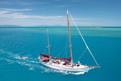 Lady Enid Sailing and Snorkeling Day Trip including Whitehaven Beach - Getting there: meeting time, the 8:00am SHARP departure, and pickup reality