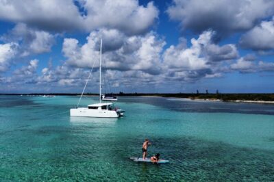 Lagoon 39ft Private Catamaran 5hr - El Cielo Full Experience - Meeting at Cozumel Windseekers and getting out fast