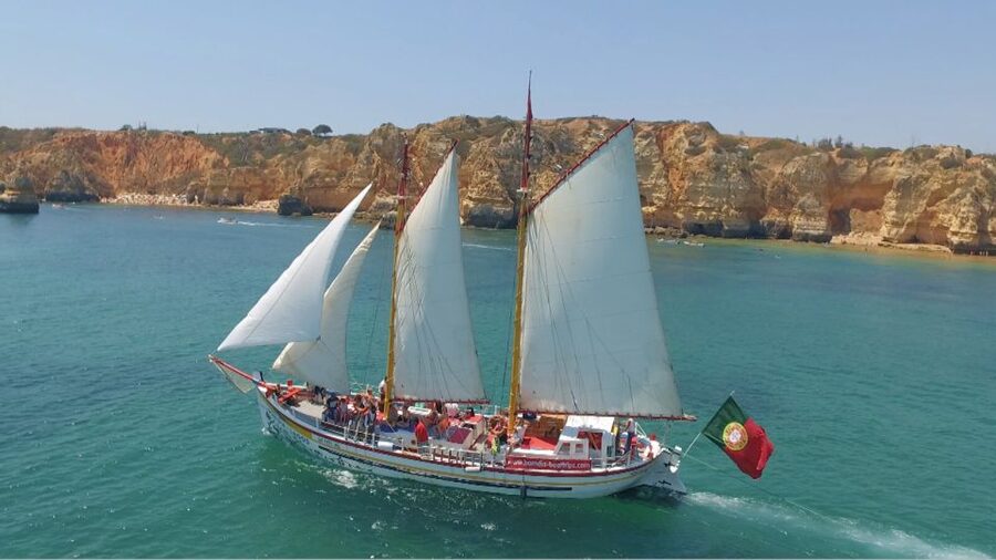 Lagos: Ponta Piedade Sail & Caves Cruise w/Portuguese Tapas - Crew, Safety, and Comfort: What to Expect in Real Conditions