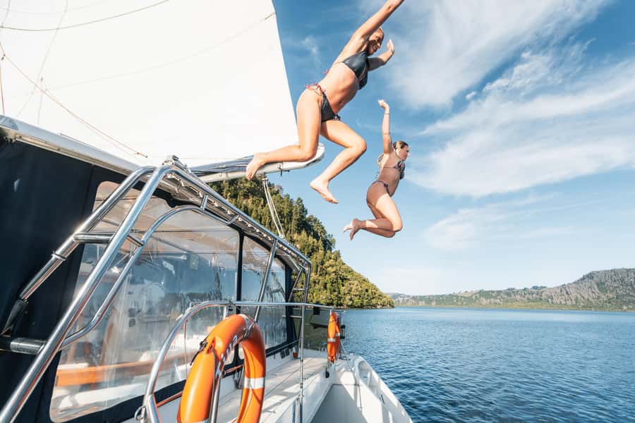 Lake Taupo: Luxury Sailing Catamaran to Māori Rock Carvings - Who this fits best: families, couples, and anyone who hates “roughing it”
