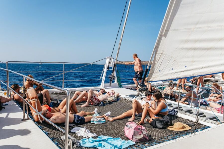 Lanzarote: Day Trip to the Papagayo Beaches by Catamaran - Why the Costa de Papagayo catamaran feels like the right Lanzarote day