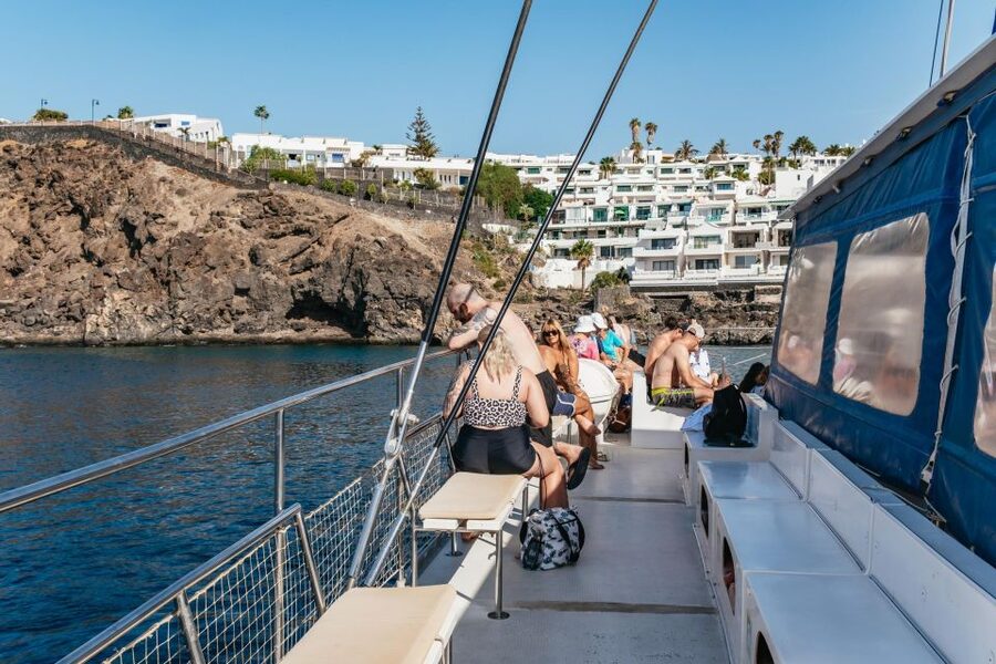 Lanzarote: Day Trip to the Papagayo Beaches by Catamaran - Costa de Papagayo anchor time: swimming, snorkelling, and kayaking without a rental headache