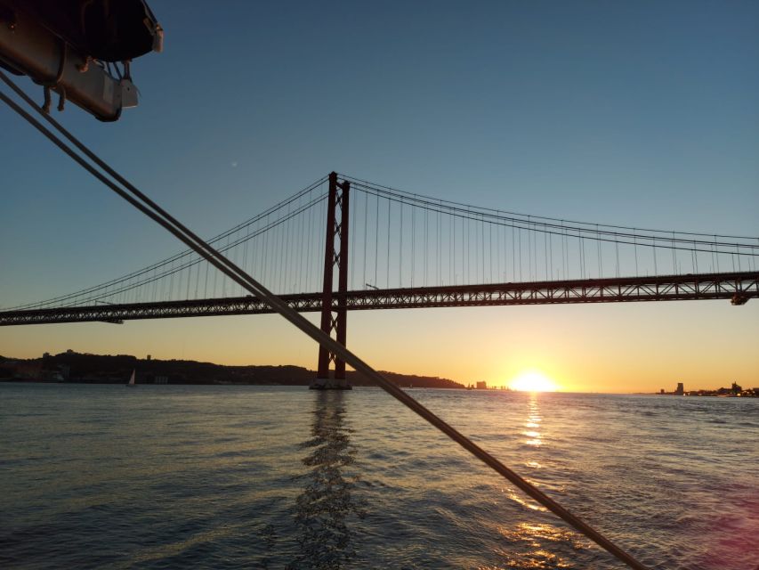 Lisbon: Catamaran Cruise with Drinks & Pastel de Nata - Who should book this sail and who might want a different plan